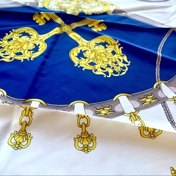 Auth HERMES Carre 90 Cliquetis Scarf Blue/Multicolor 100% Silk - Picture 5 of 5